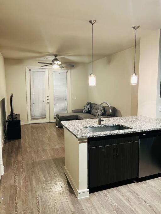Home At Energy Corridor Houston Esterno foto